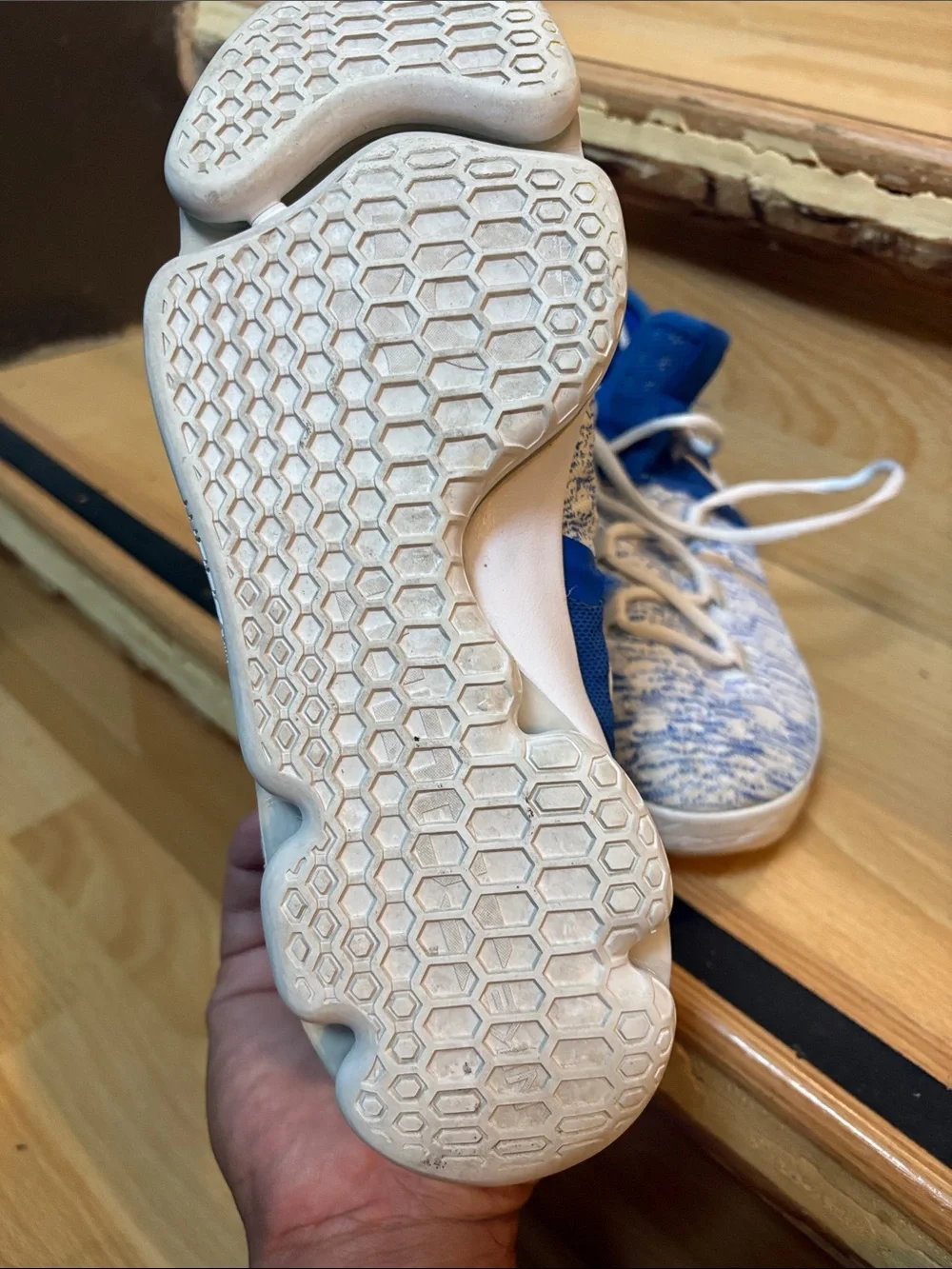 Nike KD Blue and White Performance Sneakers size 5.5 Y - Picture 5 of 6